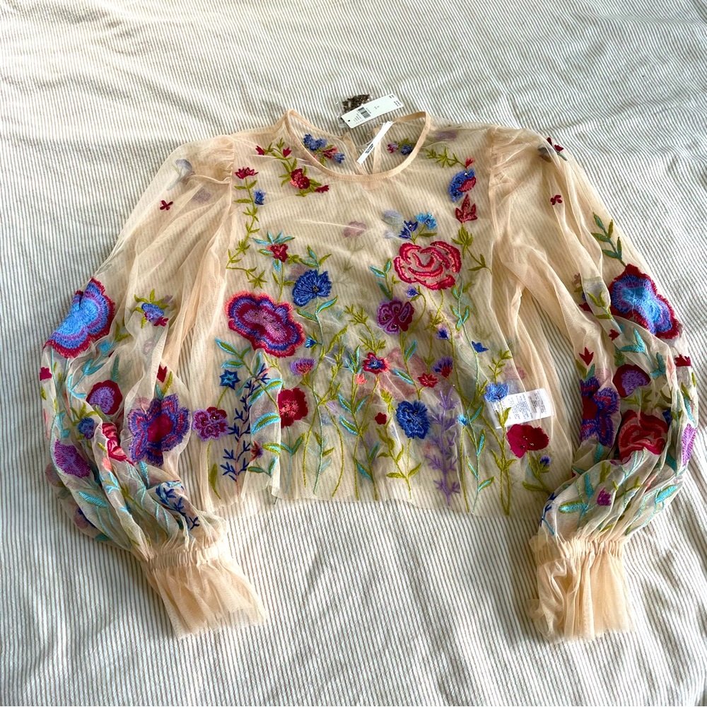 Anthropologie Layla appliqué sheer floral top - size small NWT